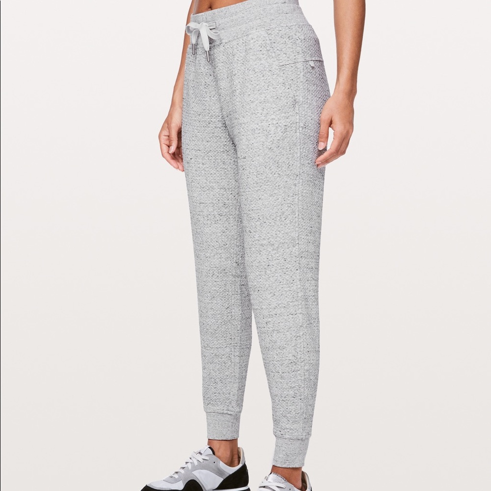 Lululemon Warm Down Joggers Bubble Dot Melody